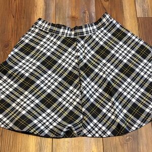 Windsor Plaid Skater Skirt - Black, White, Yellow